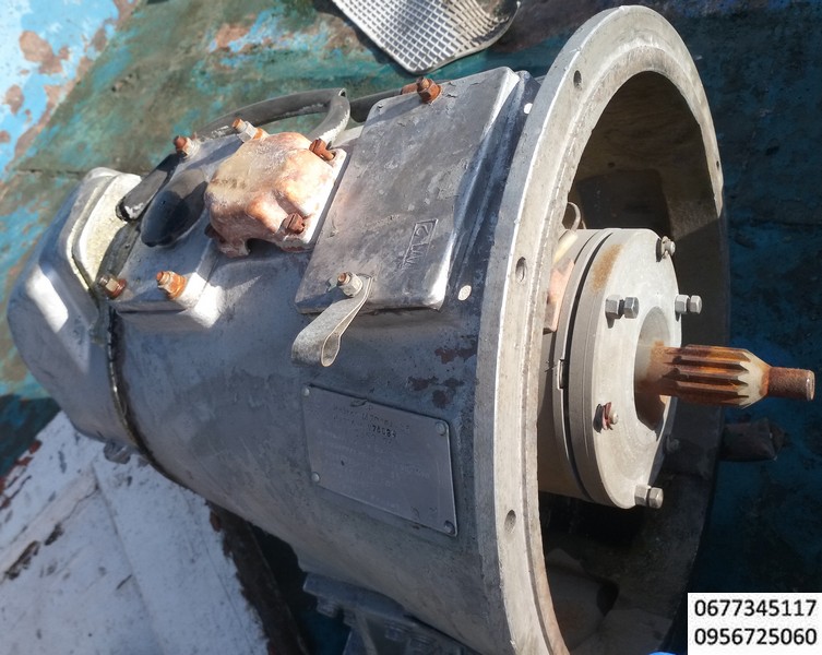 Реверс-редуктор РРПЭ-20-3,5м,алюминевый легкий корпус,реверсирование осуществляется переключением тумблера